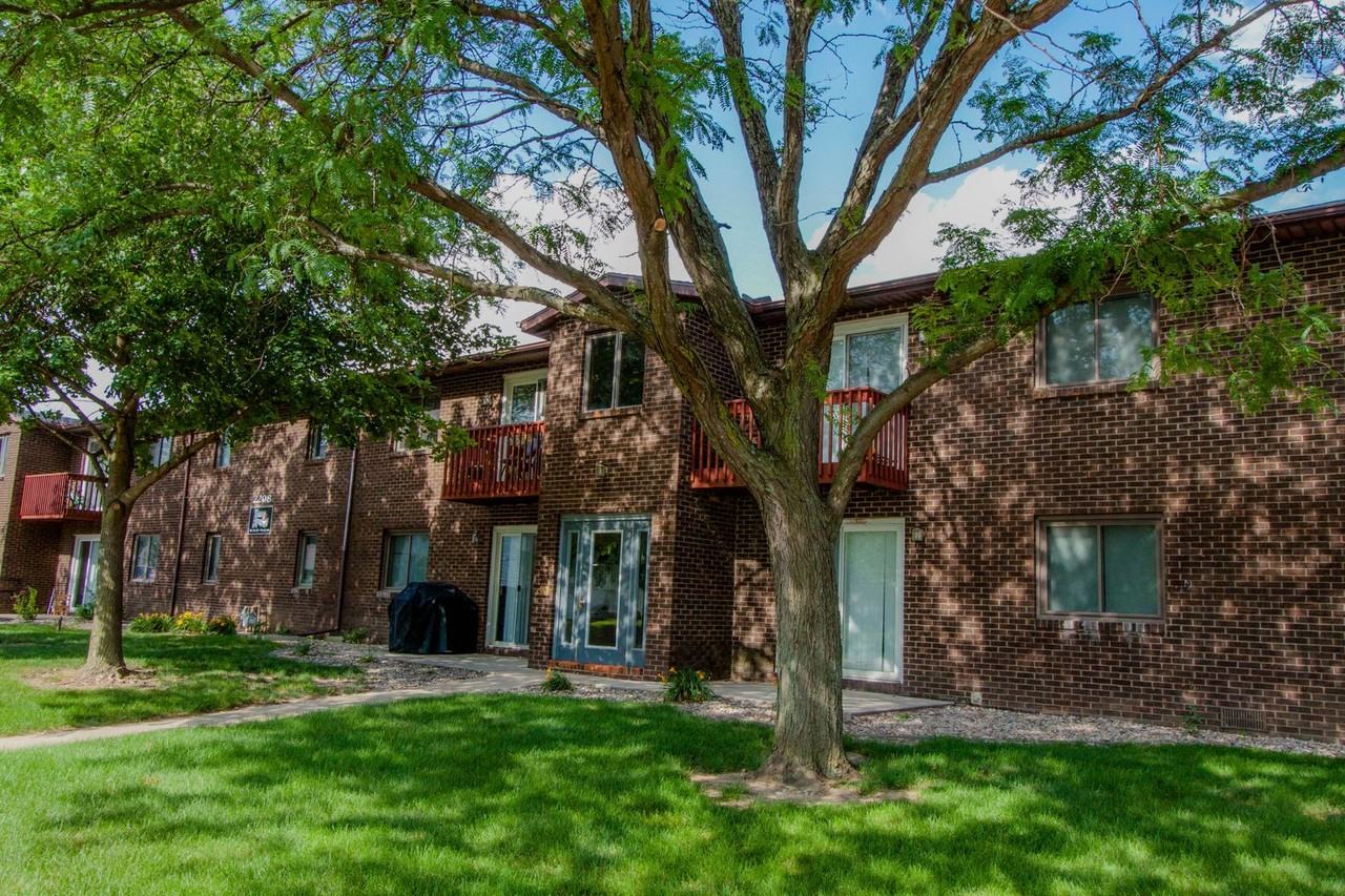 2208 Todd Dr - Photo 7 of 43