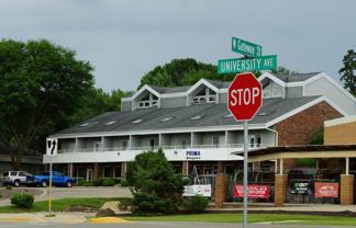 Lakeview Gables Apartments - Photo 1 of 1