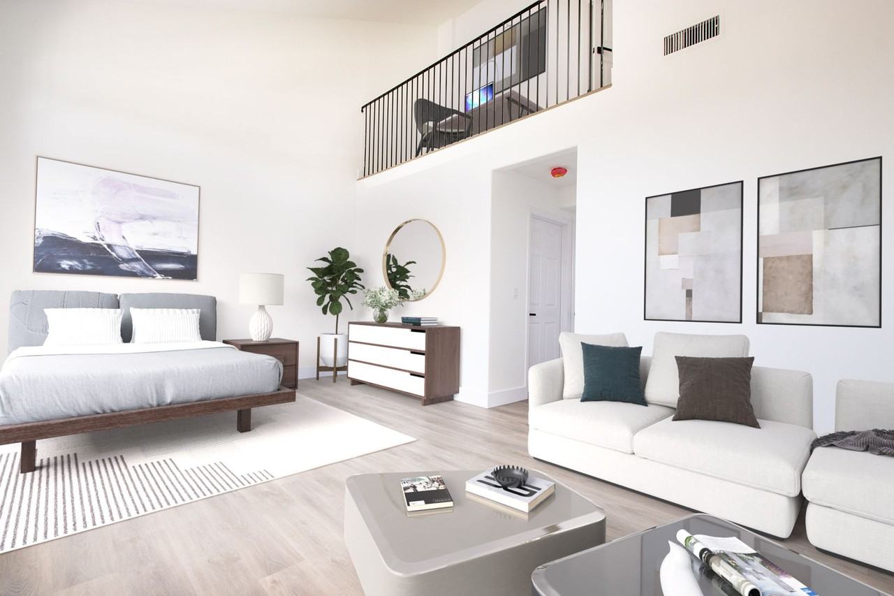 1342 N Highland Ave - Photo 4 of 8