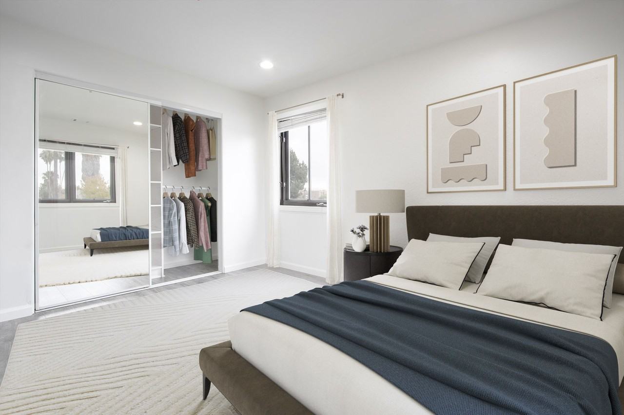 1342 N Highland Ave - Photo 5 of 8