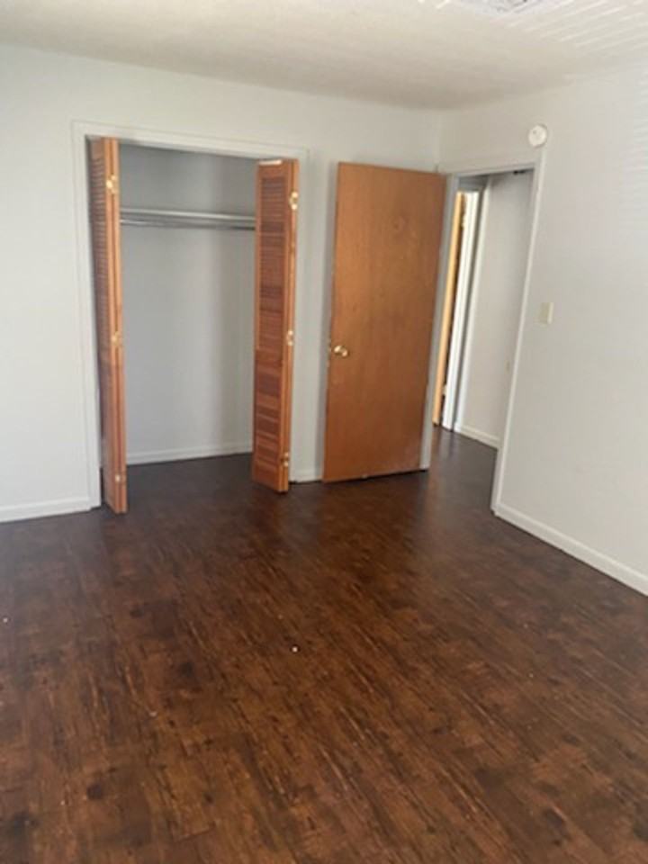 3083 South Green Street - Photo 6 of 16