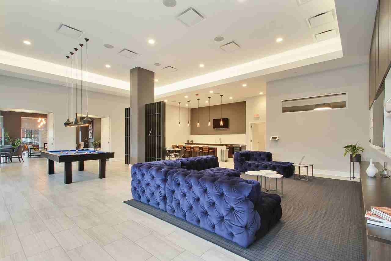 Midtown Square - Photo 4 of 22