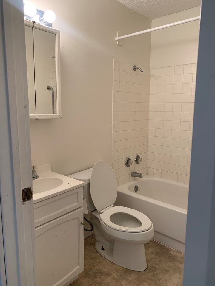 Sommerset Apartments - Photo 6 of 7