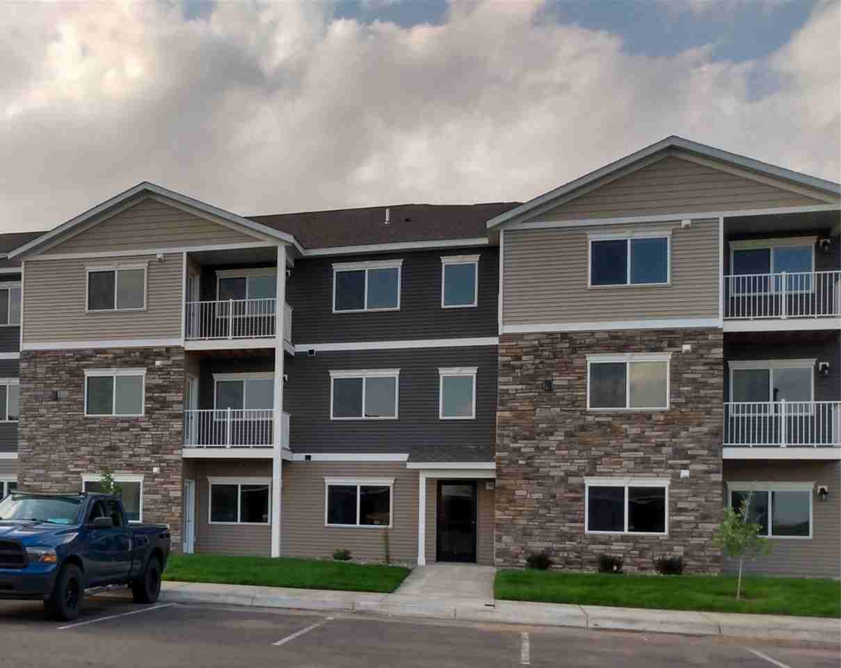 The Oaks on 20th Bldg 2 - Photo 4 of 25