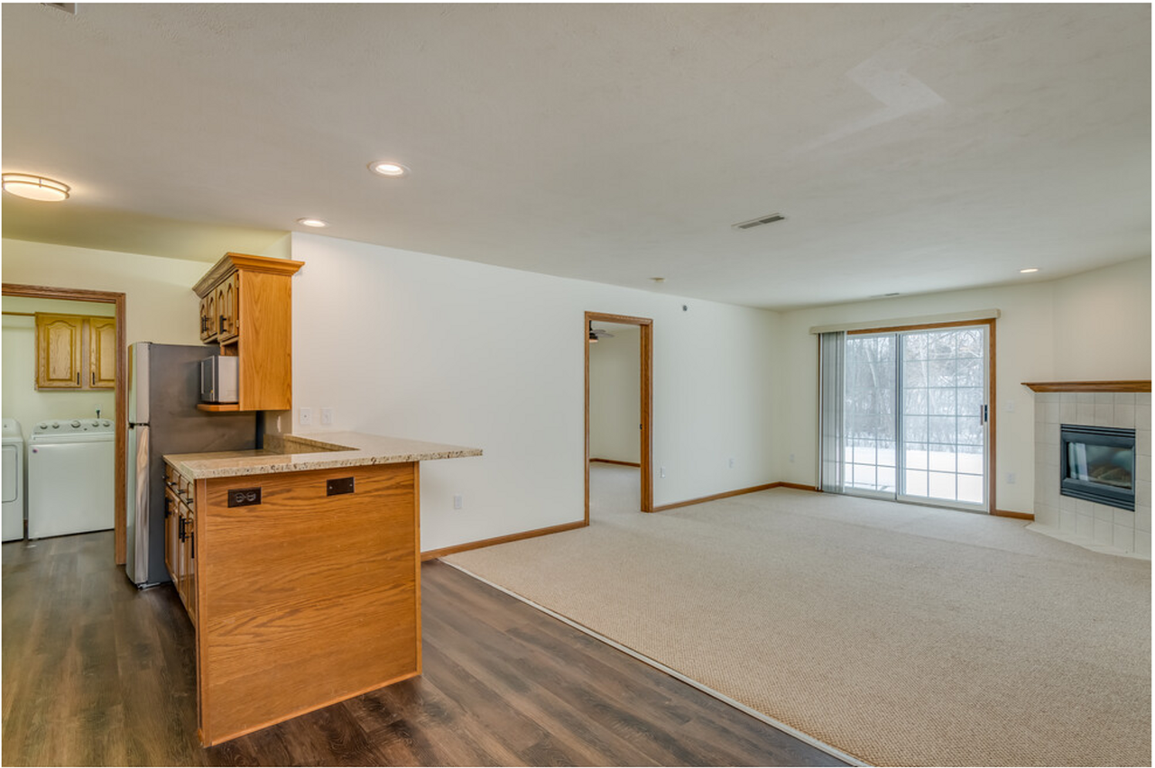 Foxcroft Apartments - Photo 6 of 25