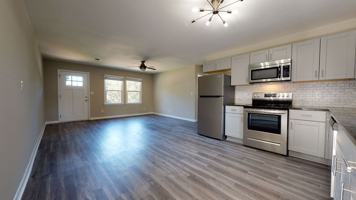 featured image of 1806 Midwood Dr