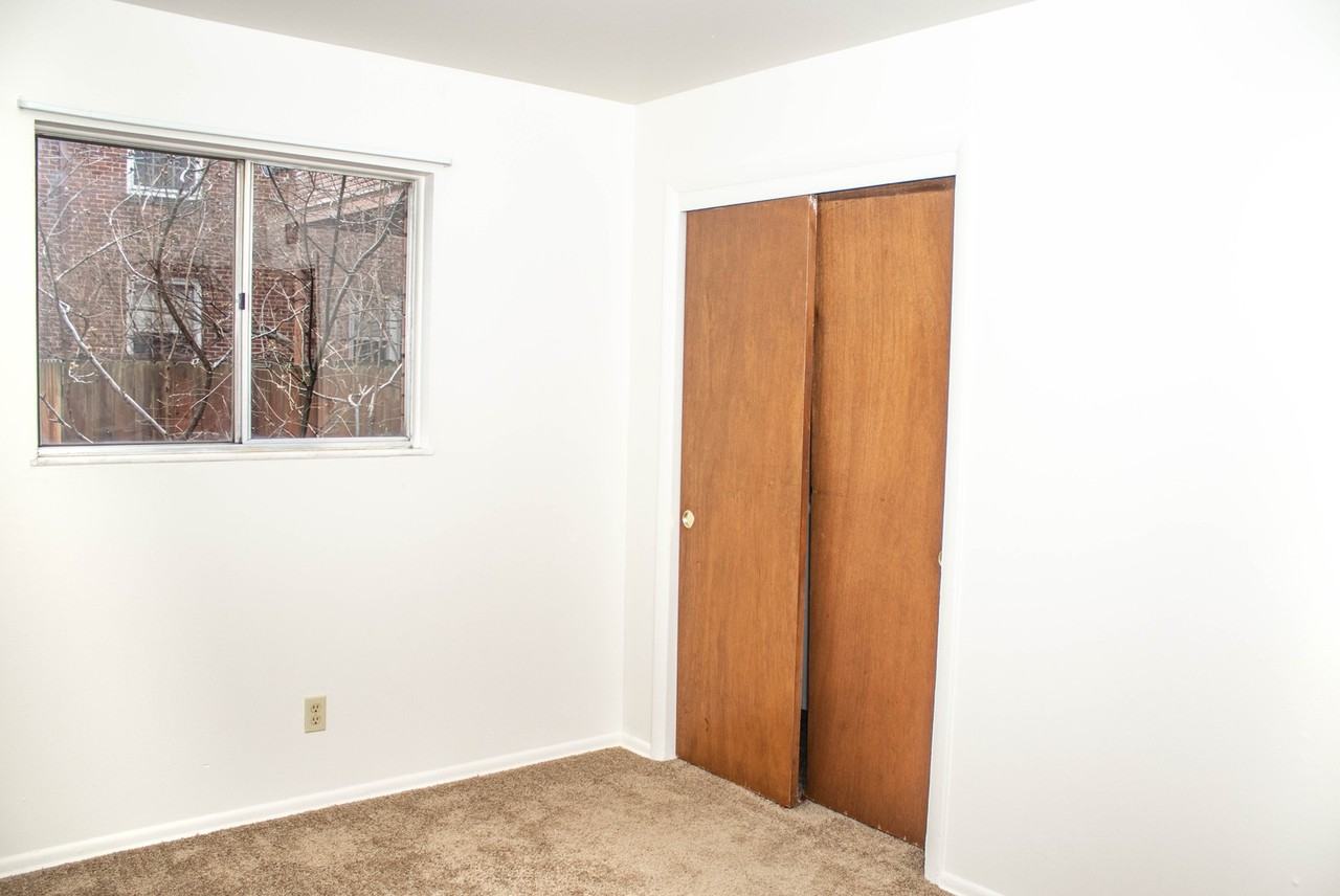 47 Auburn Avenue — Franklin Park / Olde Towne East Apartments, Columbus, OH - Photo 7 of 14