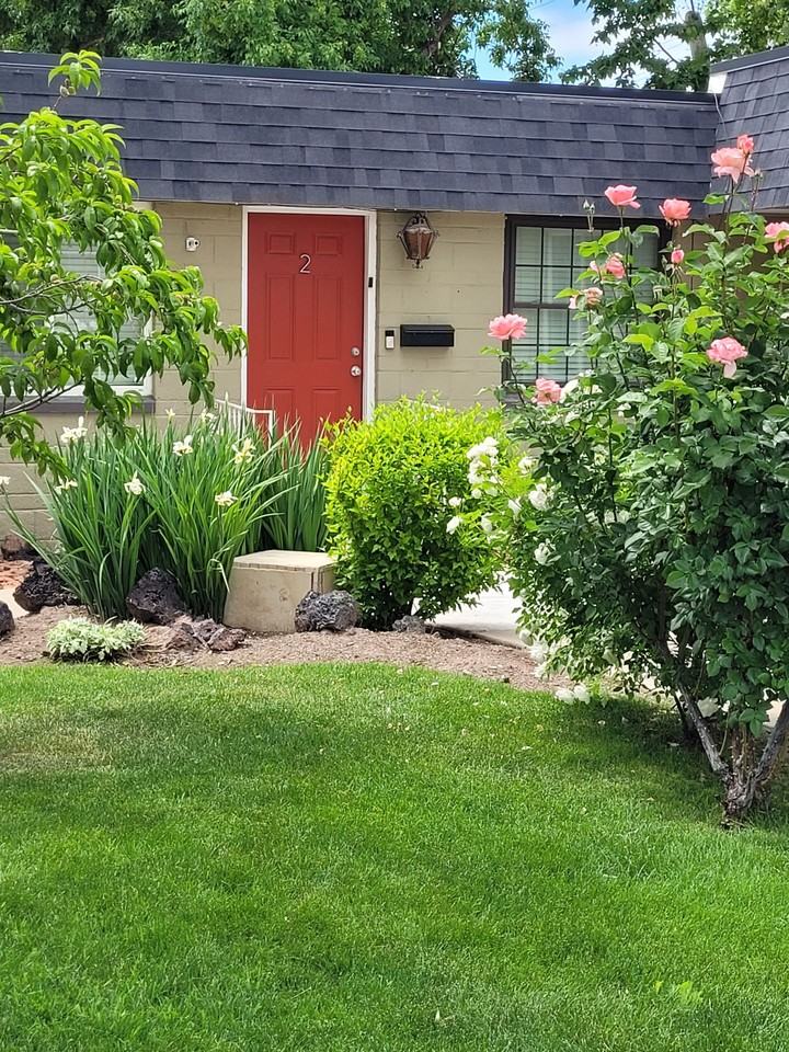757 E Simpson Ave #7 - Photo 3 of 26