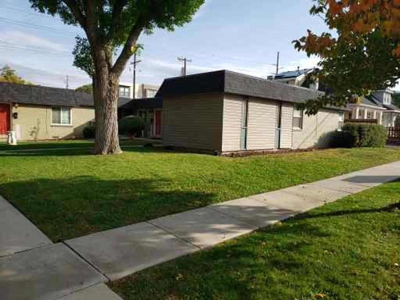 757 E Simpson Ave #7 - Photo 4 of 26