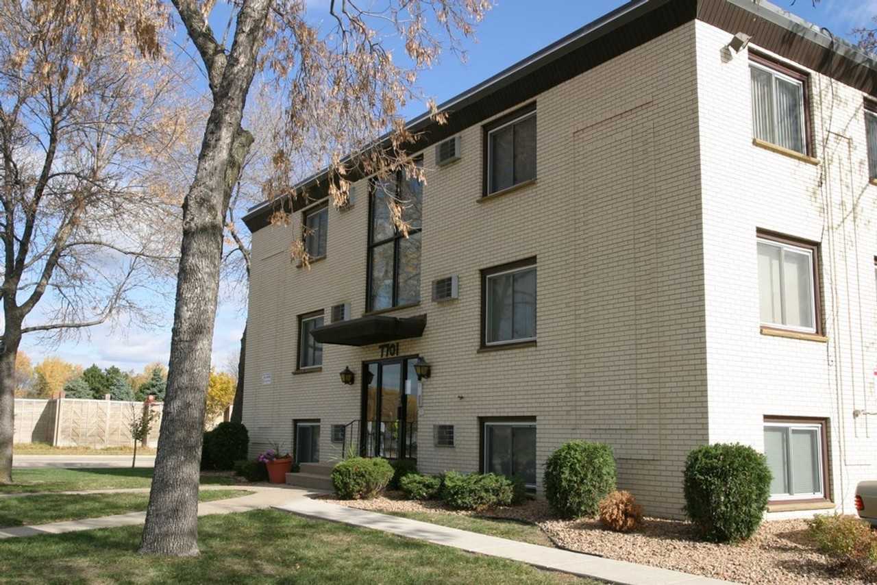 Akins/Miska Apartments - 7701 - Photo 2 of 13