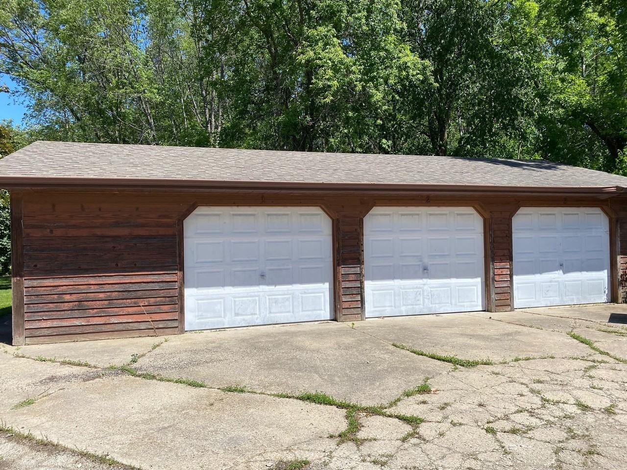 5165 Cheney Dr - Photo 2 of 2