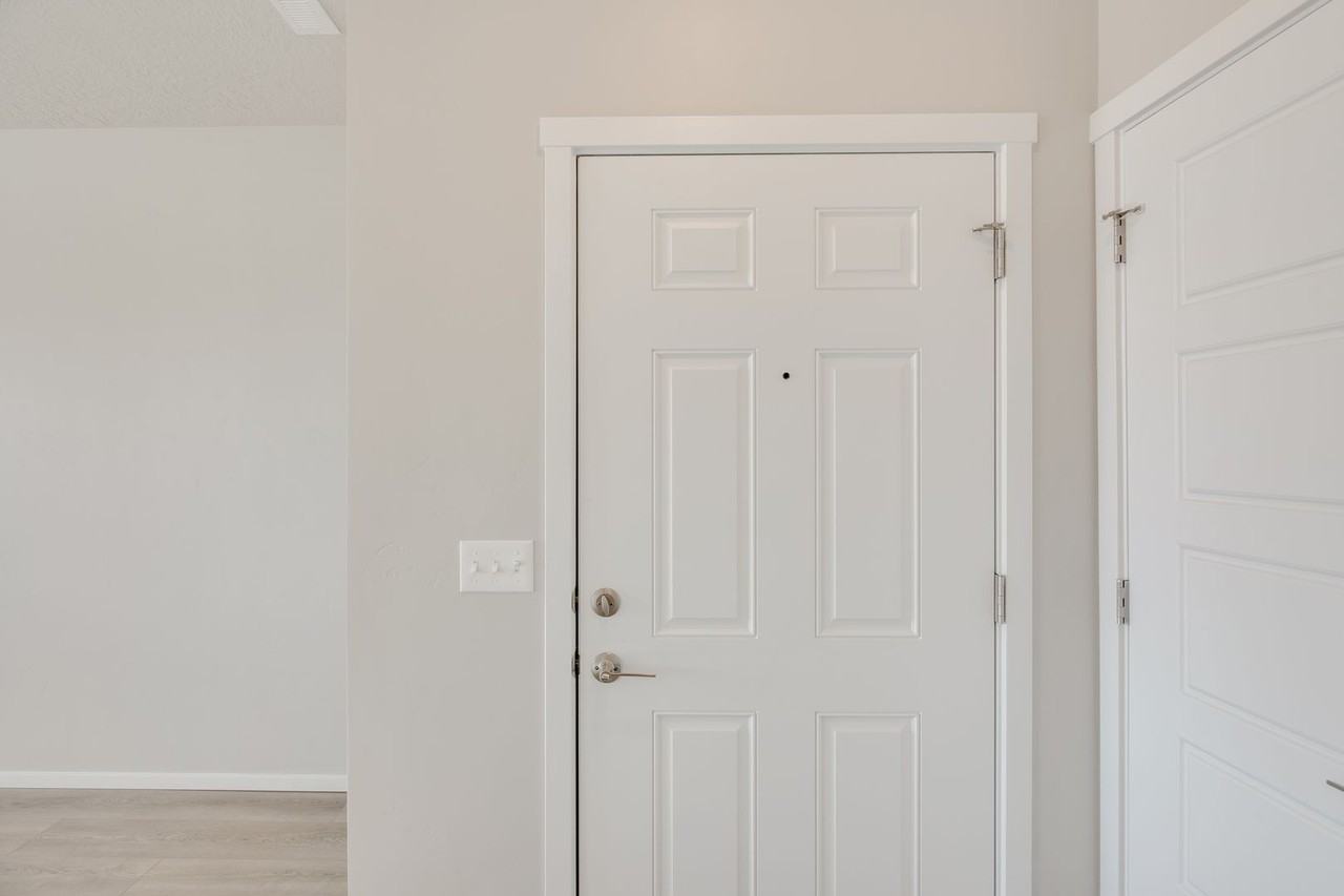 Jump Creek Apartments - Photo 5 of 22