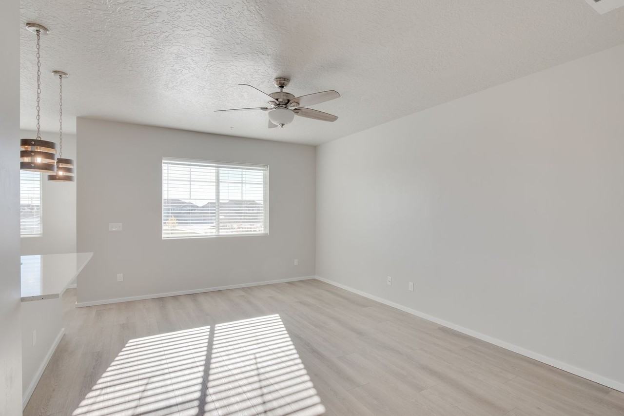 Jump Creek Apartments - Photo 3 of 22