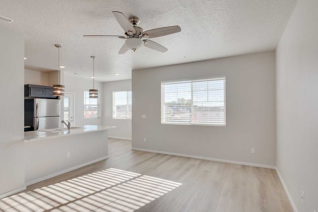 Jump Creek Apartments - Photo 6 of 22