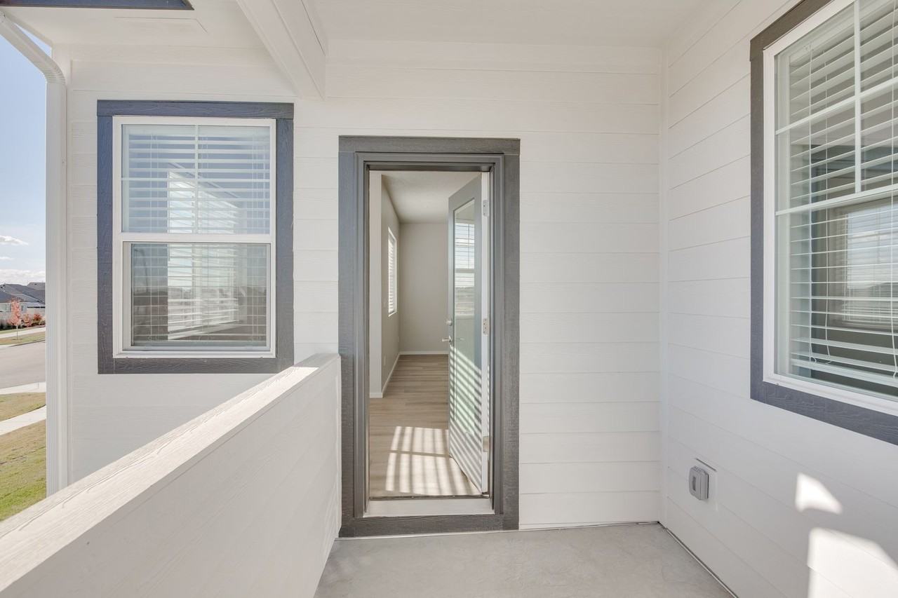 Jump Creek Apartments - Photo 7 of 22