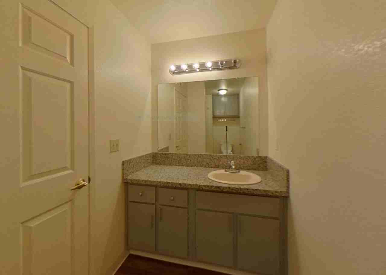 Oak Grove - Photo 6 of 9