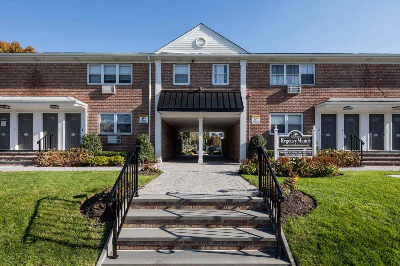 Regency Manor: In - Photo 2 of 27