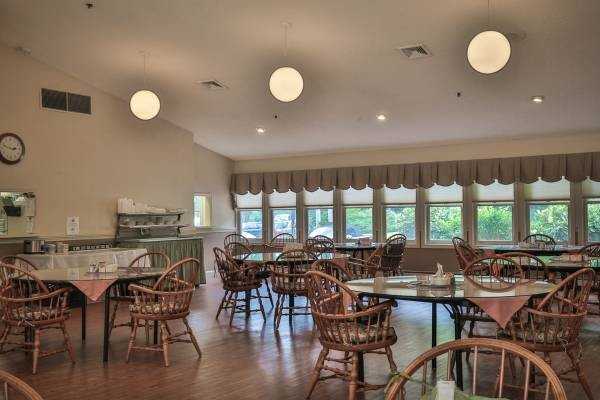 Briston Manor West - Photo 7 of 35