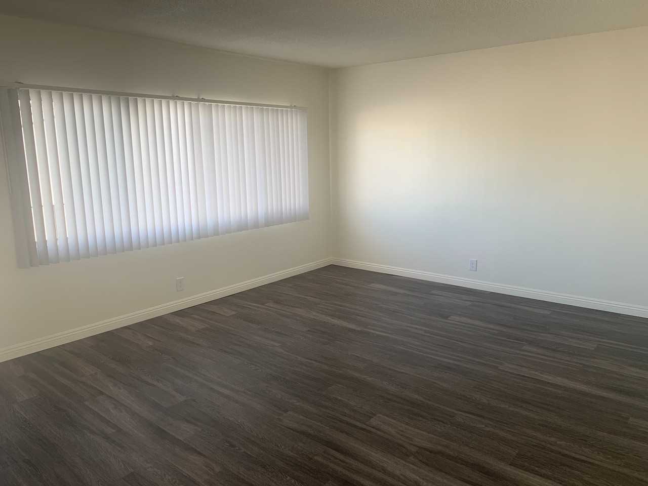 Maria Capri - Photo 7 of 15