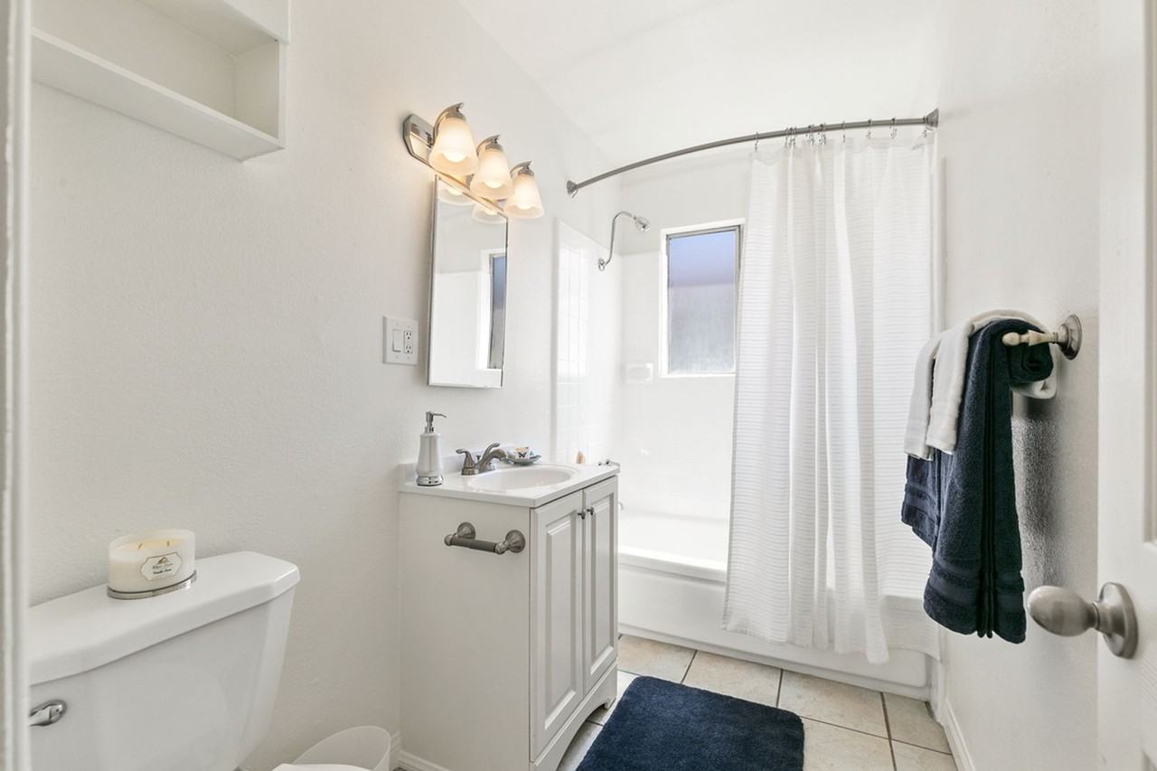 Ramona Street Apartments - Photo 3 of 21