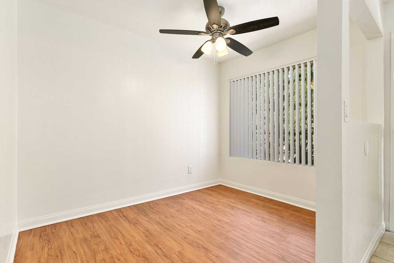 Ramona Street Apartments - Photo 7 of 21