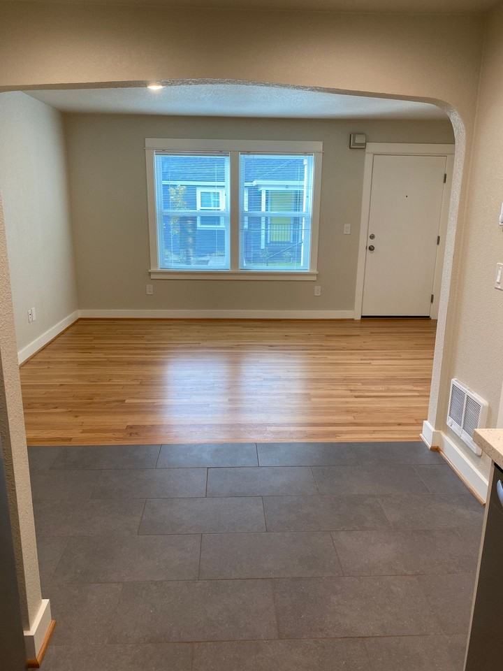 Prescott Courtyard - Photo 5 of 35