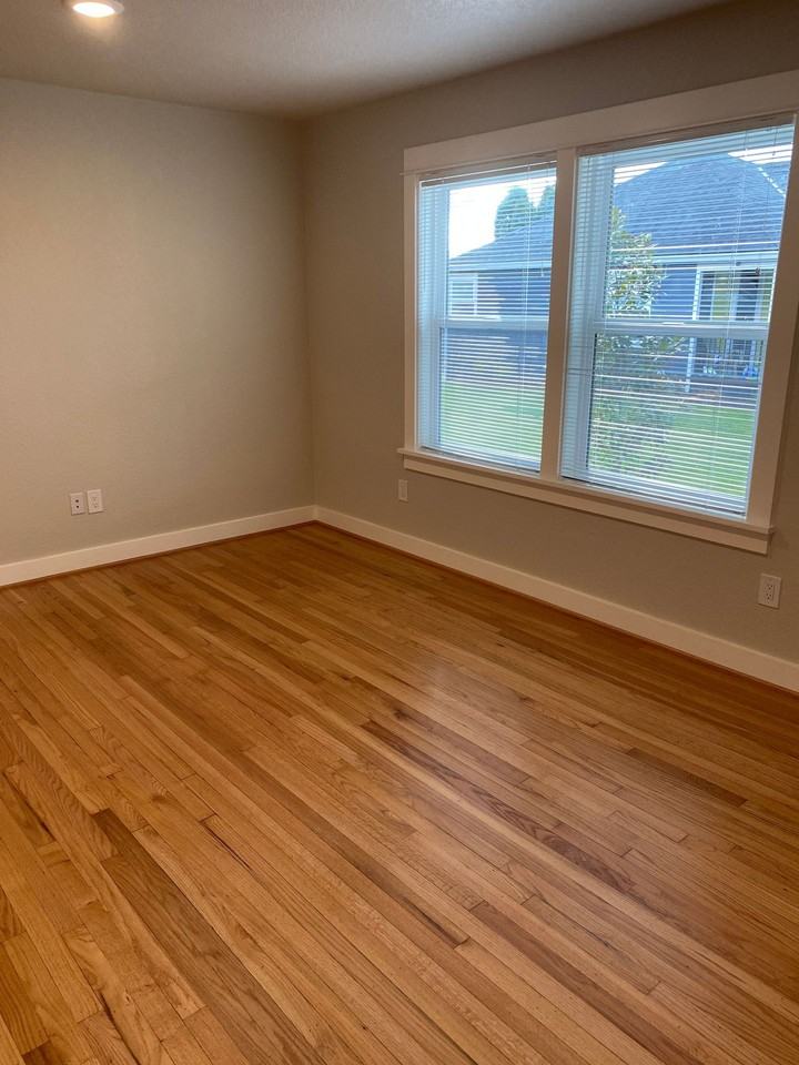 Prescott Courtyard - Photo 6 of 35