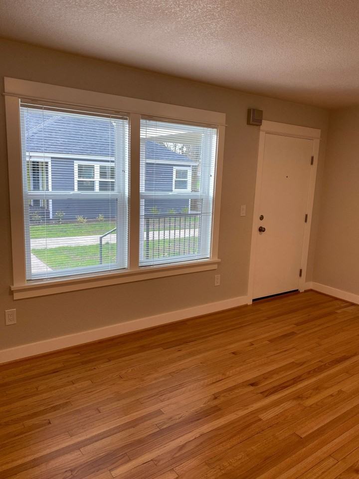 Prescott Courtyard - Photo 7 of 35