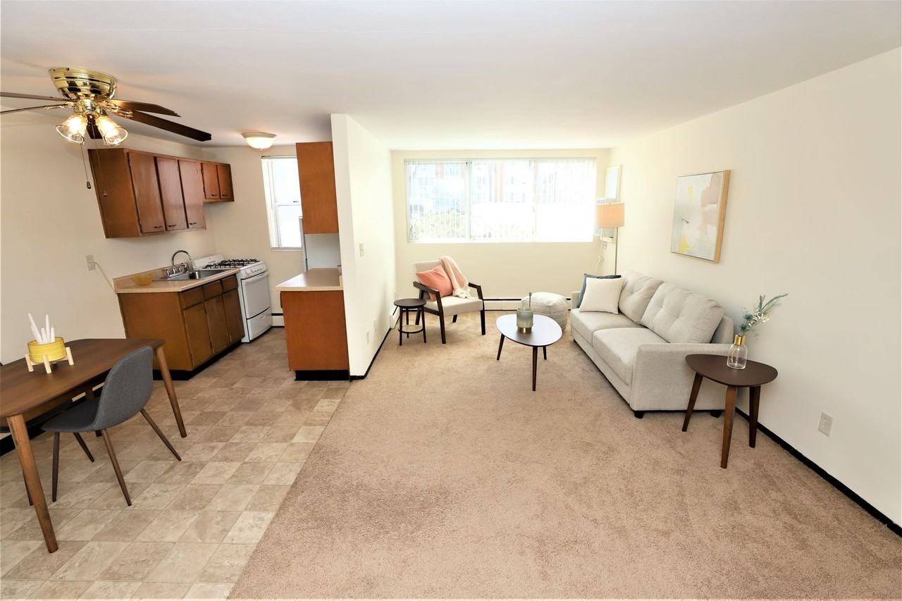 Chowen Plaza Apartments - Photo 7 of 30