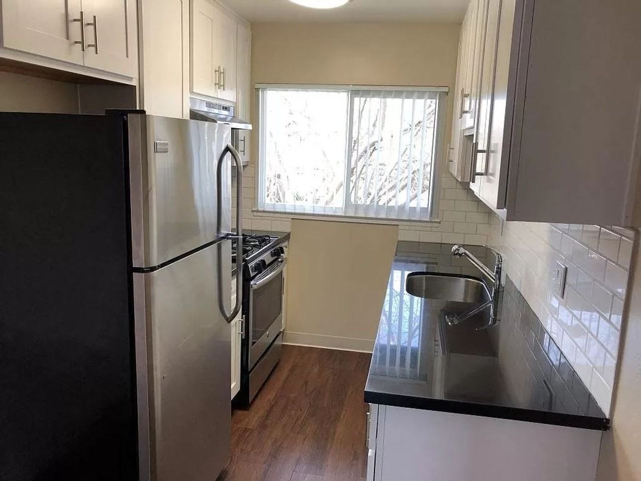 346 - 300 Dunster Dr - Photo 2 of 16
