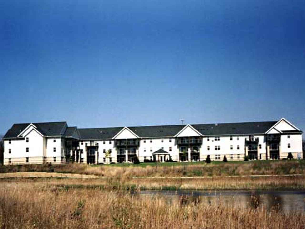 White Oaks Apartment Homes - Photo 3 of 14