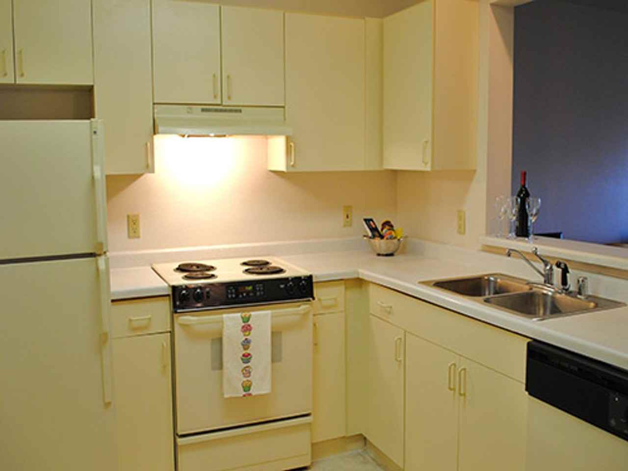 White Oaks Apartment Homes - Photo 7 of 14