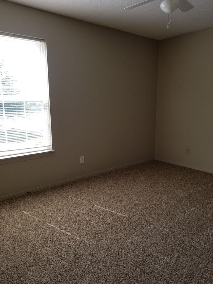 Pheasant Run Apartments by Bryan Properties - Photo 4 of 16