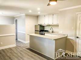 featured image of 806 N Berkeley Blvd