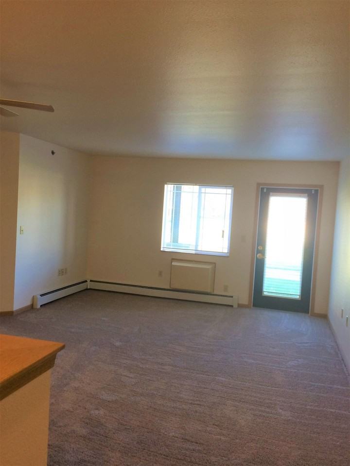 Prairie Meadows - Photo 5 of 16