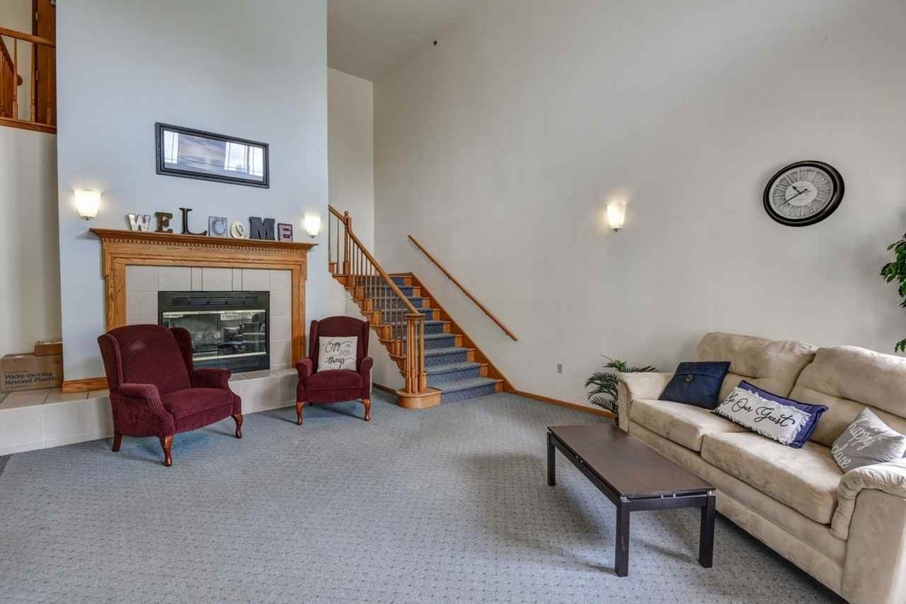 Prairie Meadows - Photo 3 of 16