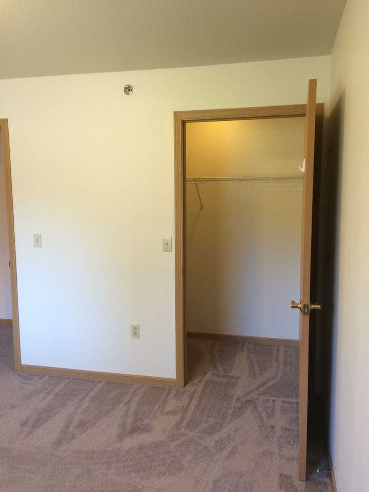 Prairie Meadows - Photo 7 of 16