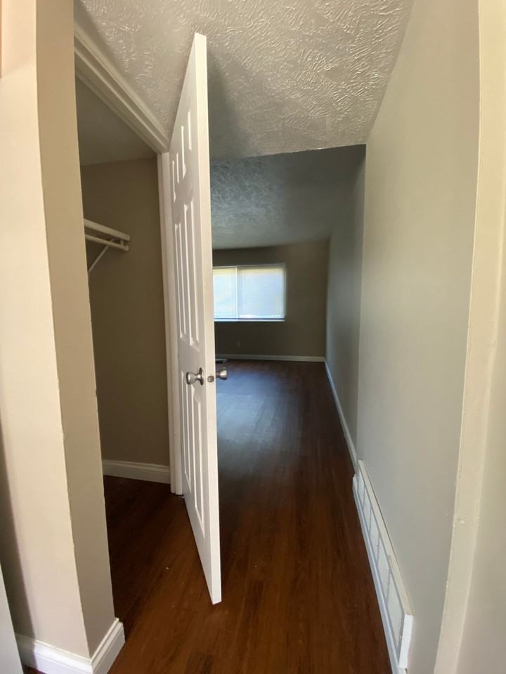 331 Riley Dr. - Photo 6 of 18