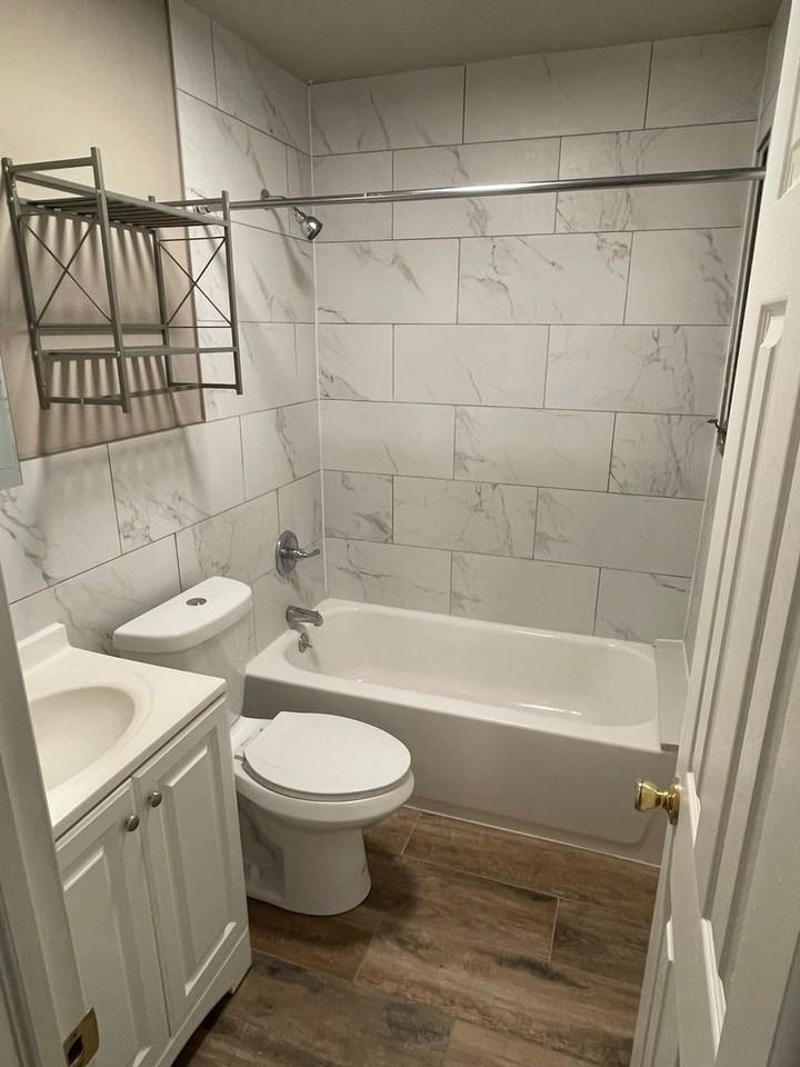 Lisa Garden Apartments - Photo 3 of 4