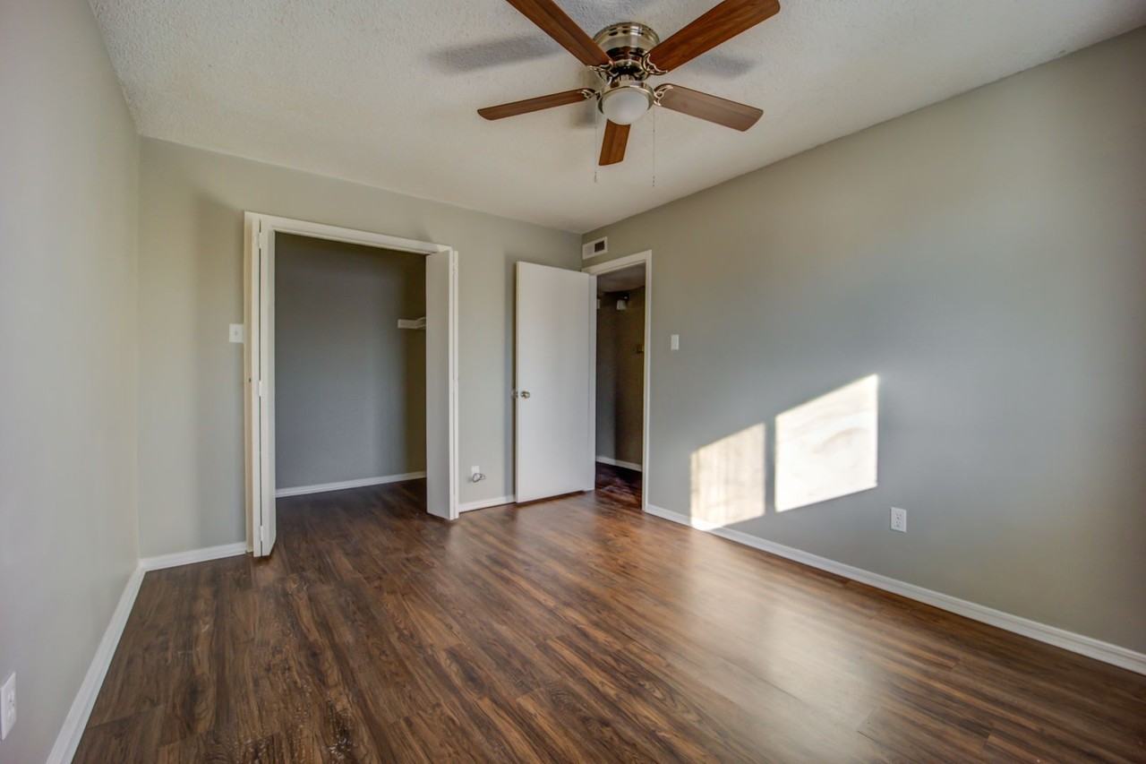 The Dogwood: 1 & 2 Bedroom Apartments - Photo 4 of 19