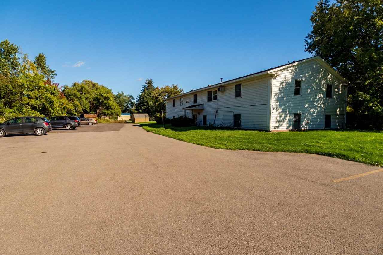 Willow View - Photo 3 of 6