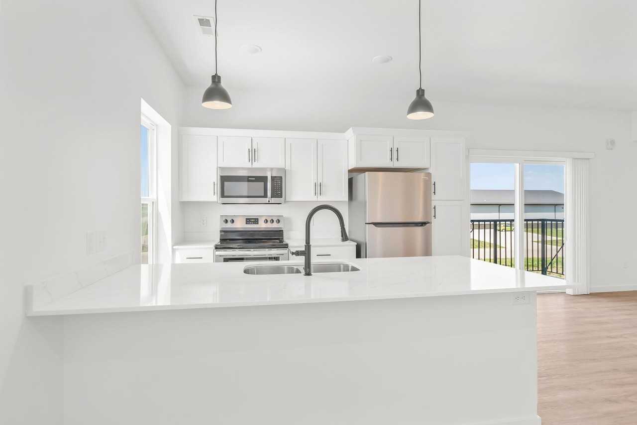 Twin Oaks Apartments - Photo 5 of 50