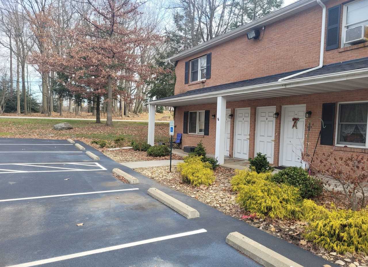 Tanglewood Apartments - Photo 4 of 47