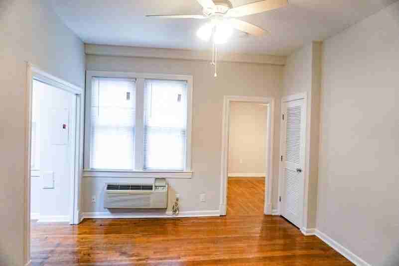 Fleetwood Apartments - Photo 4 of 19