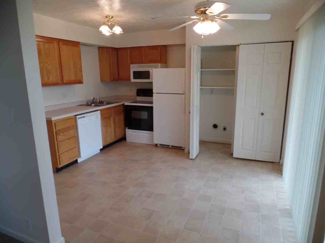 Williamsburg Apartment Homes LLC - Photo 2 of 22