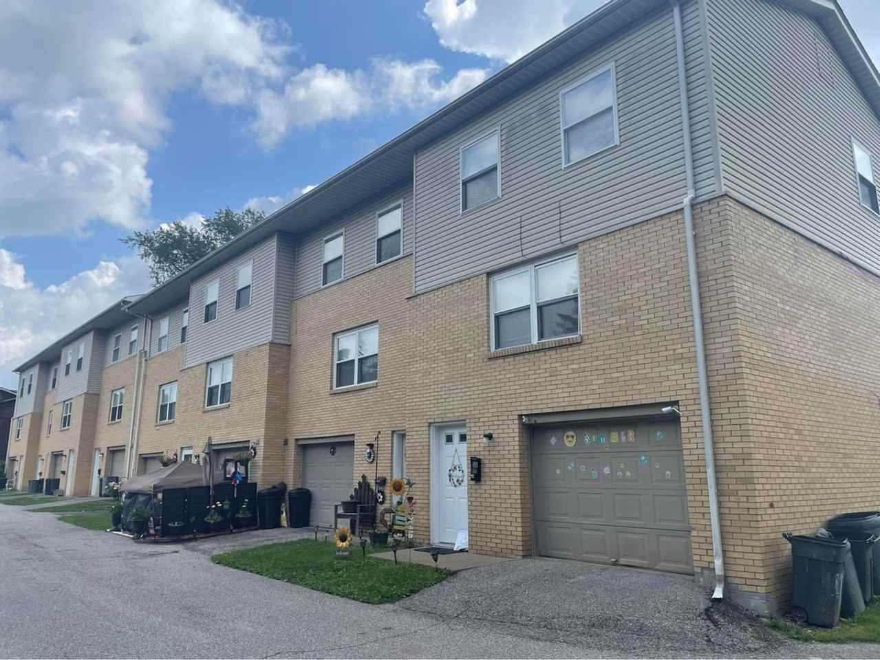 610 Washington Ave #36 - Photo 3 of 3