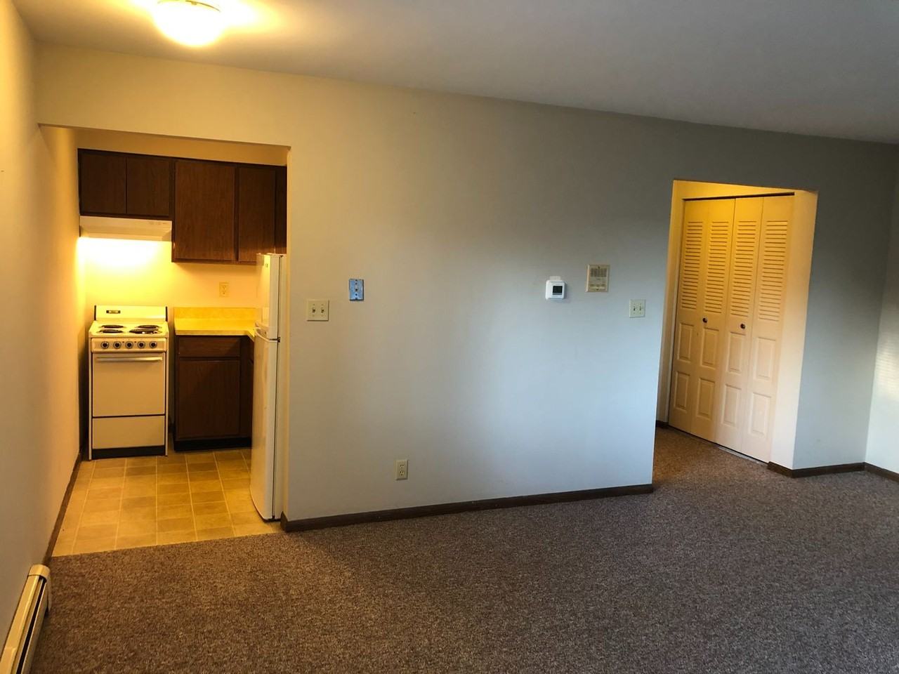 1707 North Wisconsin Street - Photo 5 of 11