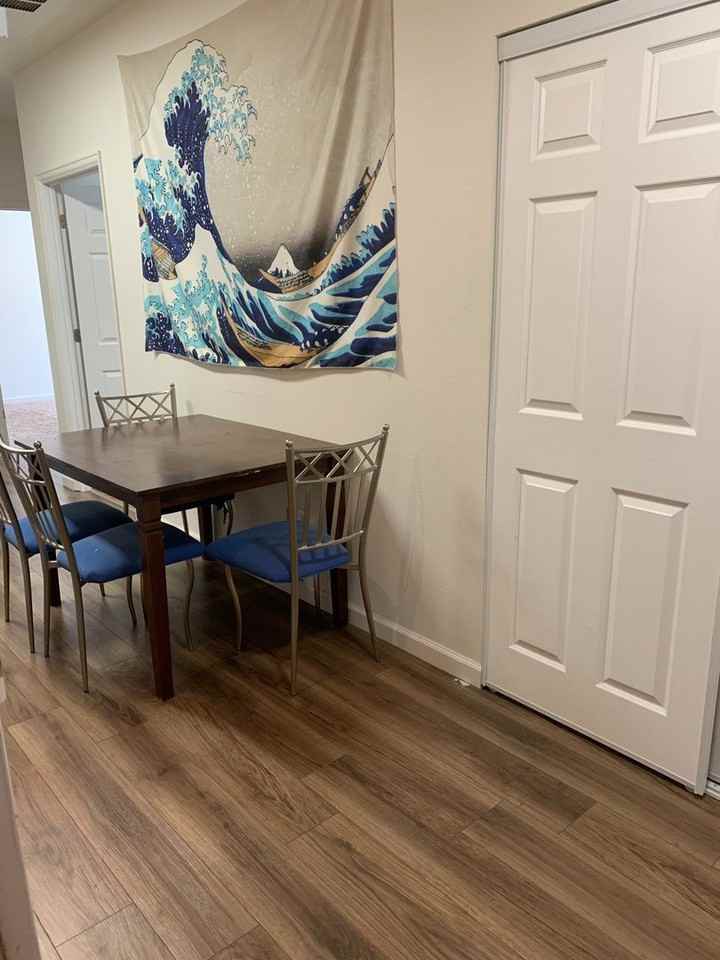 Atrium Suites - Photo 4 of 37