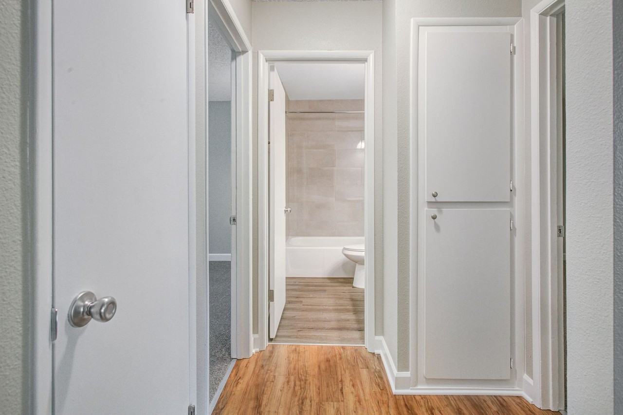 13306 SE Linden Ln - Photo 5 of 18