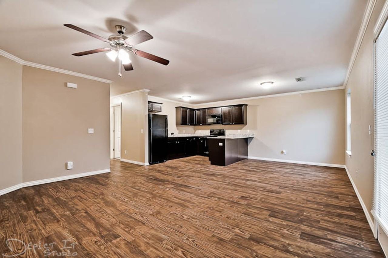 Cedar Circle - Photo 4 of 32